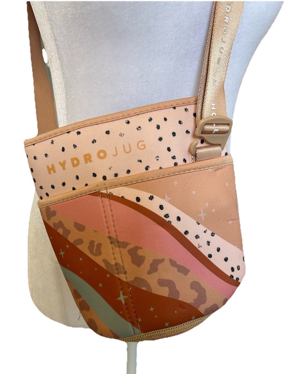 HydroJug Holley X Gabrielle Wild And Free Sleeve & Strap Pink Cheetah 72 oz